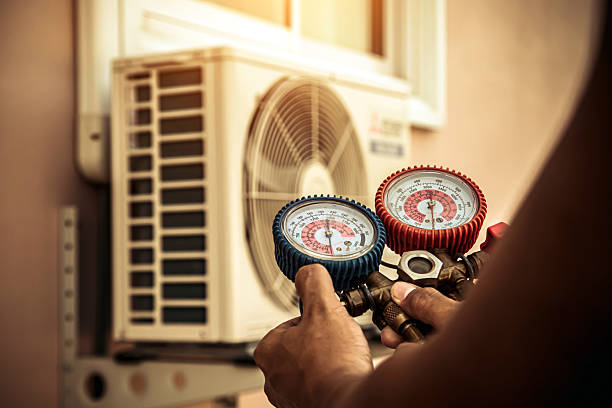 Professional Ductwork Repair technician working in West Park, FL